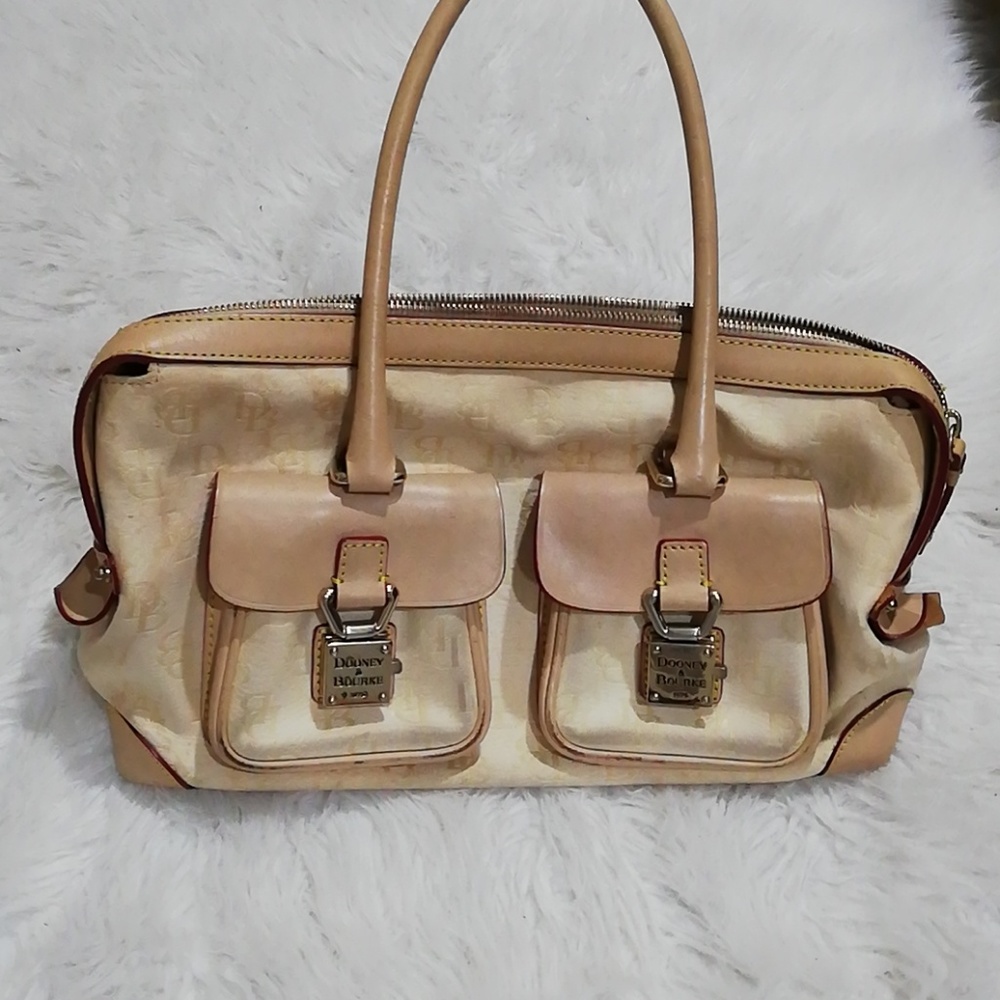 Dooney & Bourke Purse